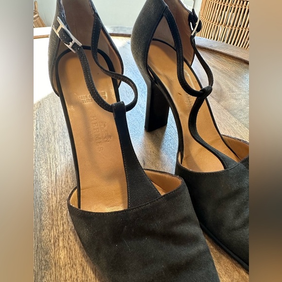Vintage Hermès Brown T strap Pointed Toe heels size 37 - Picture 2 of 8